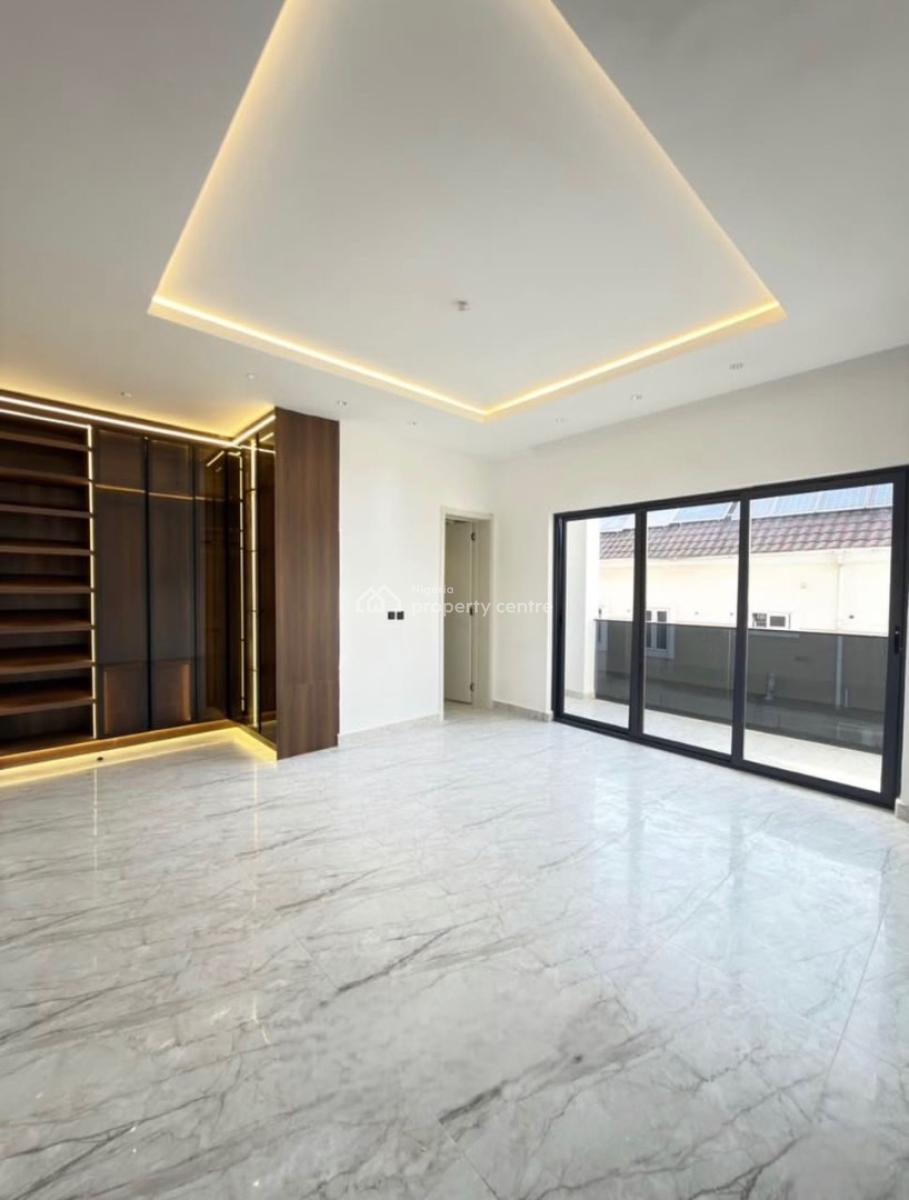 3 Bedrooms, Lekki Phase 1, Lekki, Lagos, Terraced Duplex for Sale