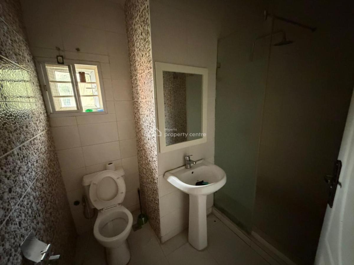 Standard 3bedroom Terrace, Jabi Abuja Tarred Road, Jabi, Abuja, Terraced Duplex for Rent