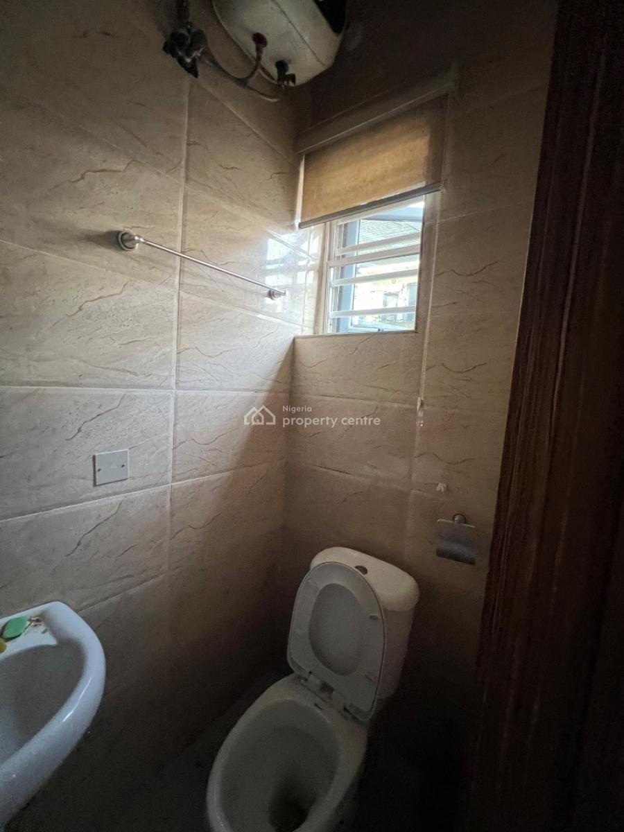 Room in a Duplex, De-king’s Court, Royal Pine Estate, Orchid Road, Lekki, Lagos, Self Contain (single Rooms) for Rent