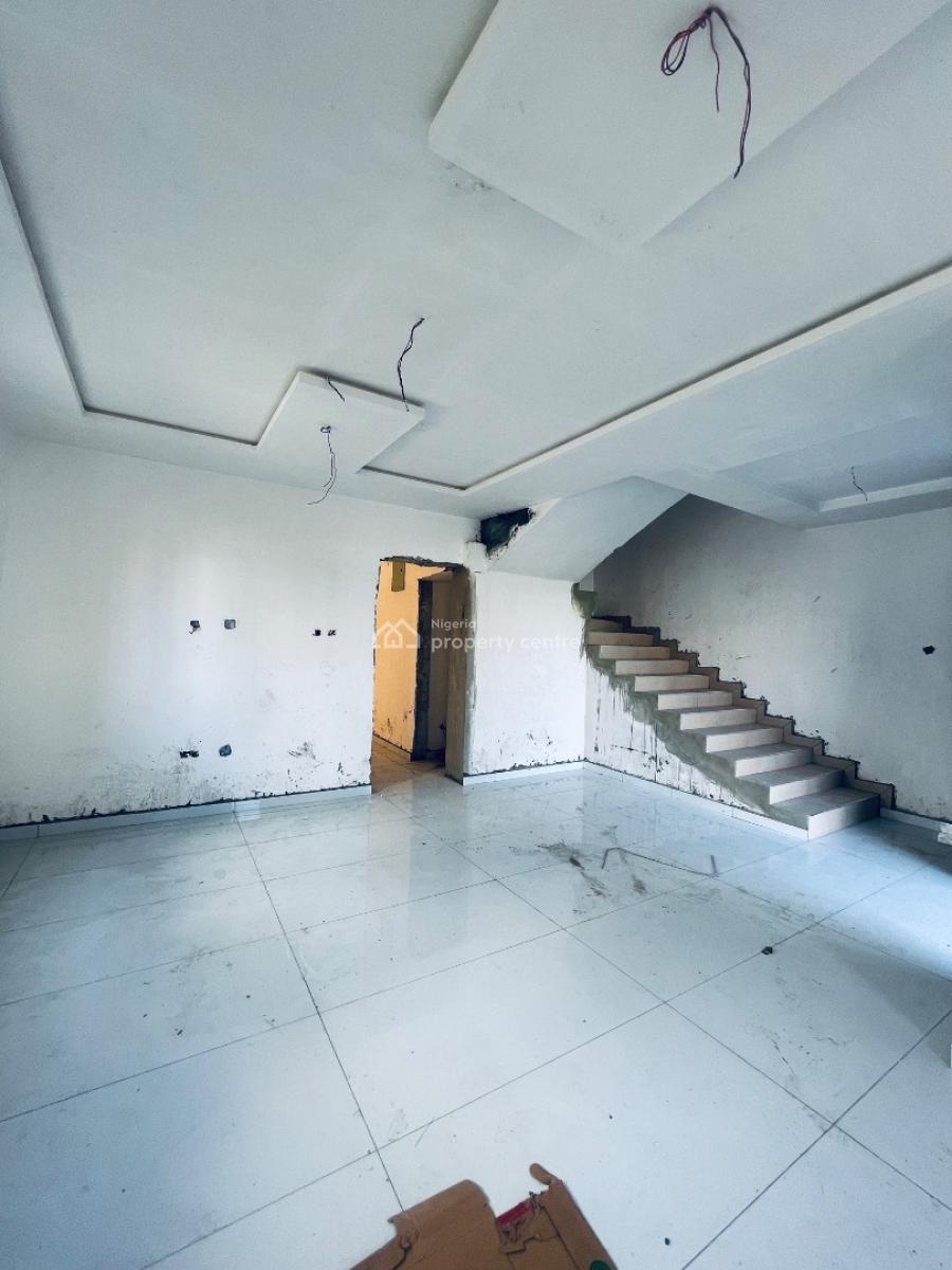 Luxurious 3 Bedroom Townhouse on 2 Floor, Ilaje, Ajah, Lagos, Terraced Duplex for Sale