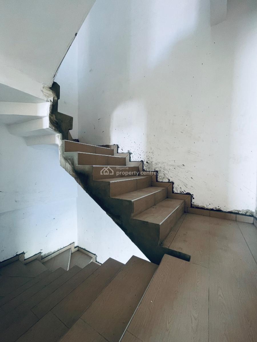 Luxurious 3 Bedroom Townhouse on 2 Floor, Ilaje, Ajah, Lagos, Terraced Duplex for Sale