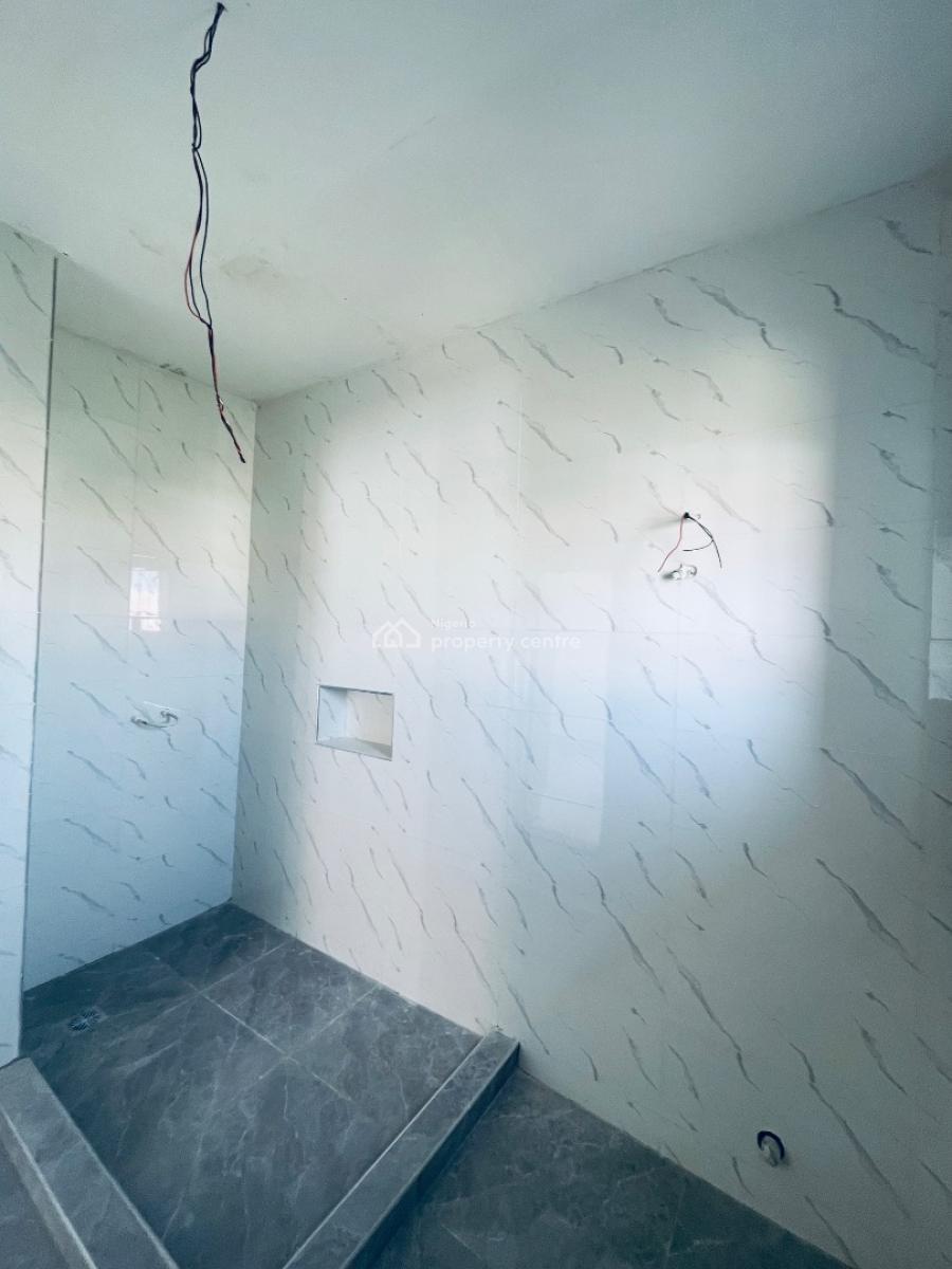 Luxurious 3 Bedroom Townhouse on 2 Floor, Ilaje, Ajah, Lagos, Terraced Duplex for Sale