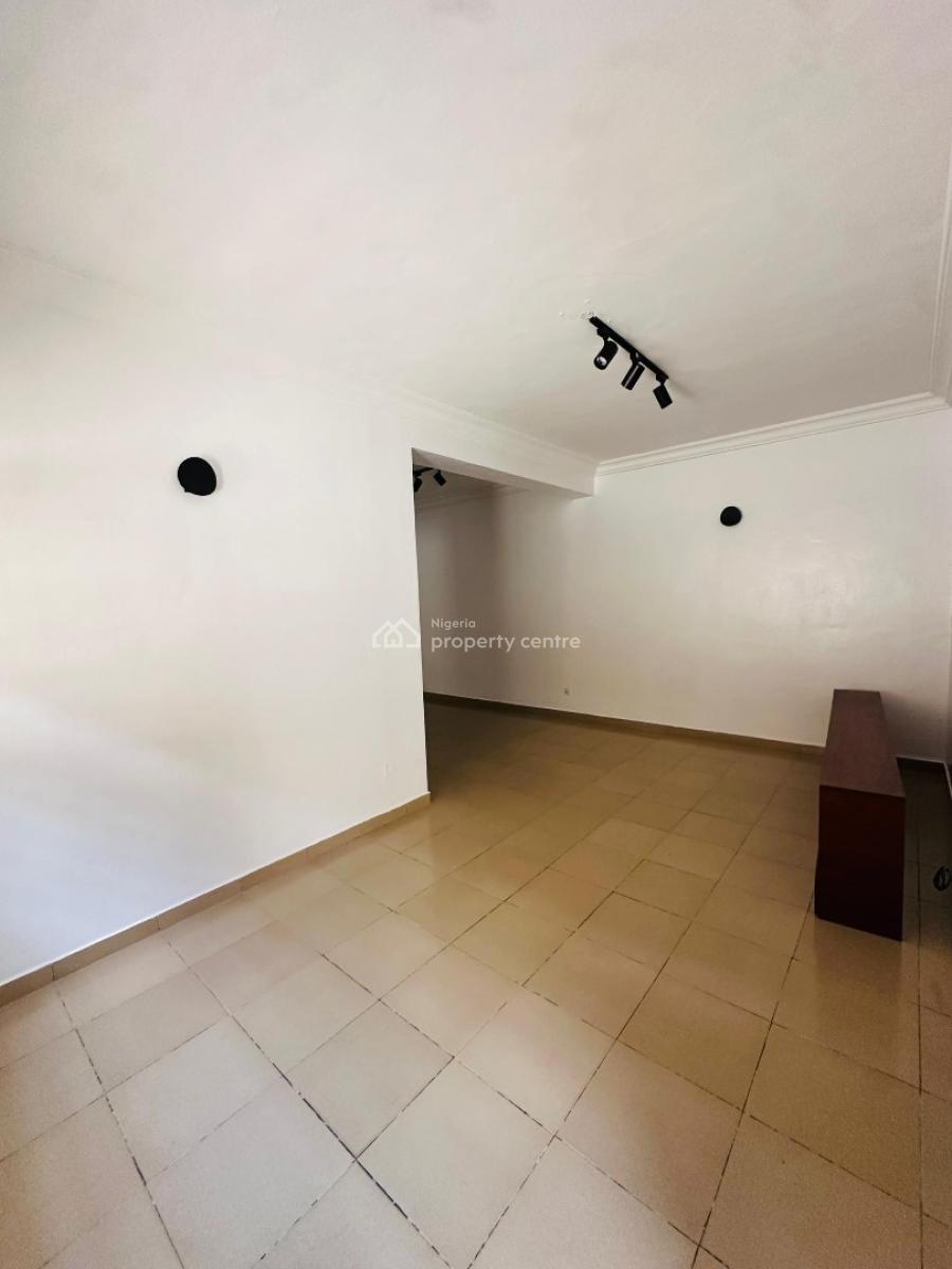 2 Bedroom Apartment, Ikota, Lekki, Lagos, Flat / Apartment for Rent