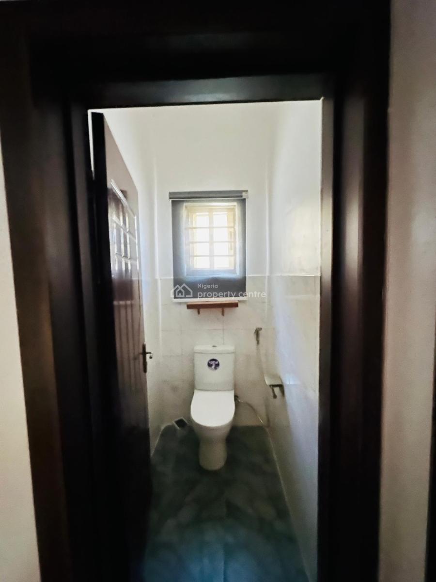 2 Bedroom Apartment, Ikota, Lekki, Lagos, Flat / Apartment for Rent