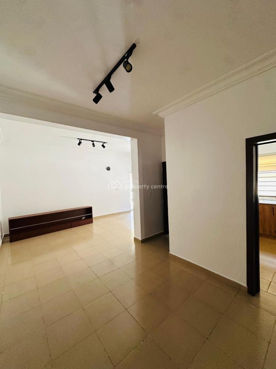 2 Bedroom Apartment, Ikota, Lekki, Lagos, Flat / Apartment for Rent