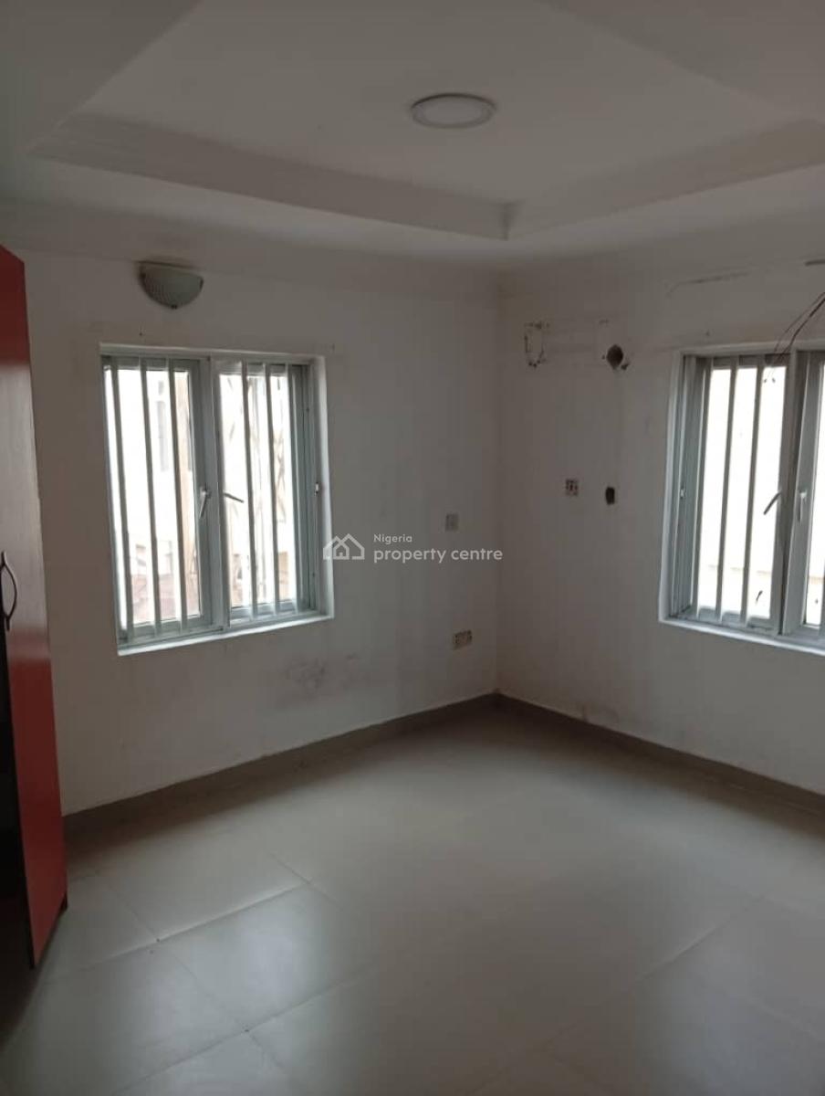 Luxury 3 Bedroom Apartment, Gra Phase 1, Magodo, Lagos, Flat / Apartment for Rent