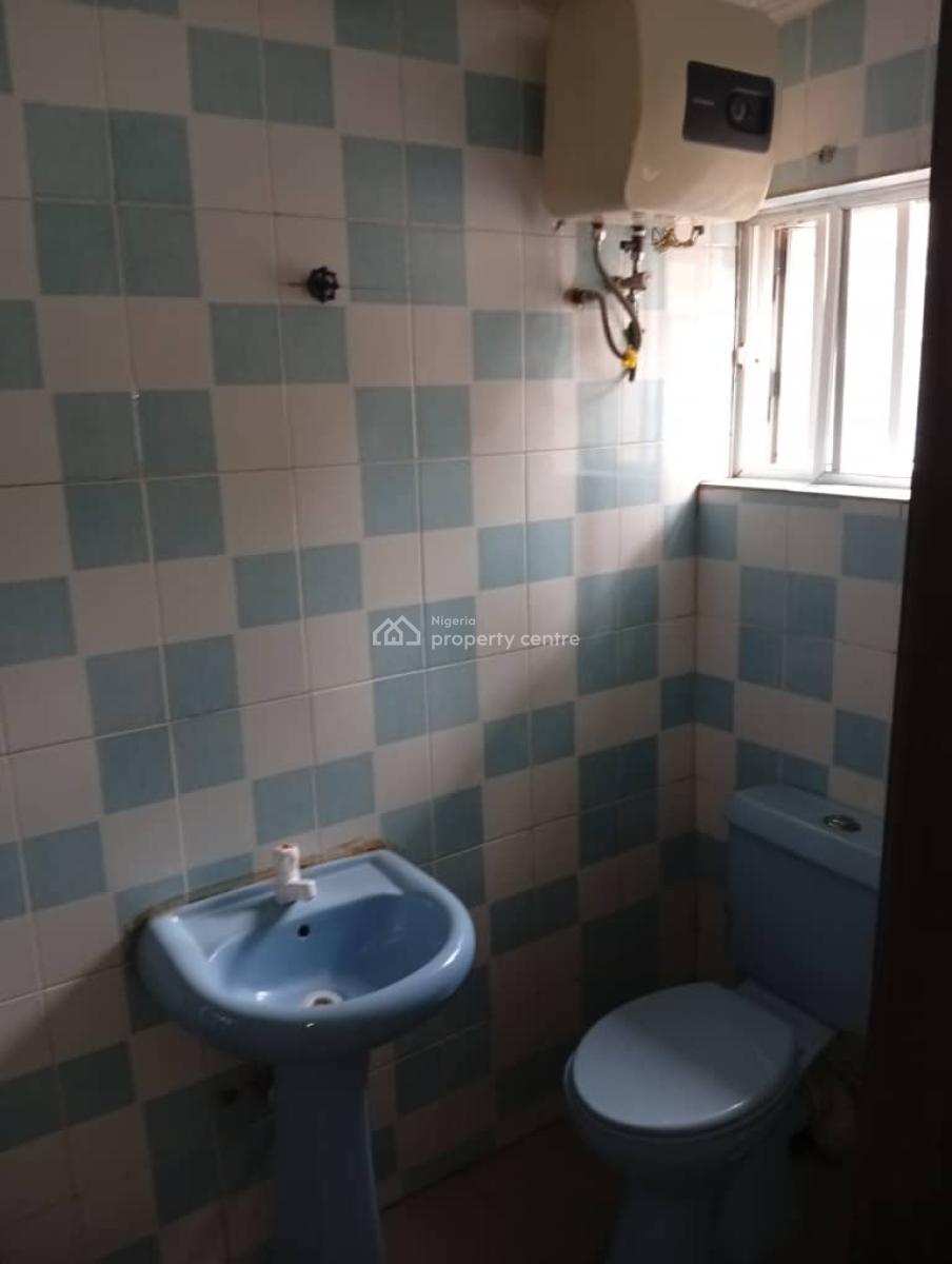Luxury 3 Bedroom Apartment, Gra Phase 1, Magodo, Lagos, Flat / Apartment for Rent