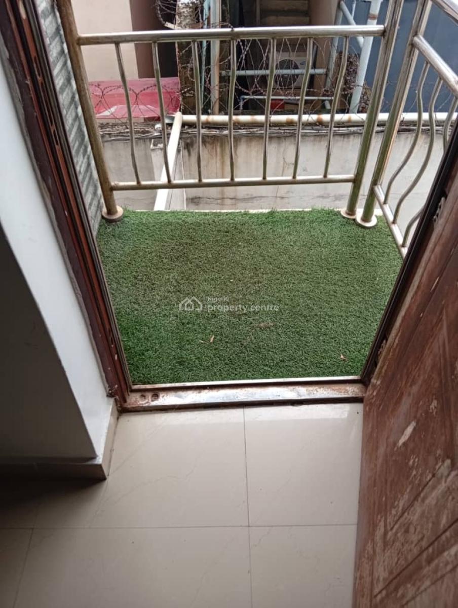 Luxury 3 Bedroom Apartment, Gra Phase 1, Magodo, Lagos, Flat / Apartment for Rent