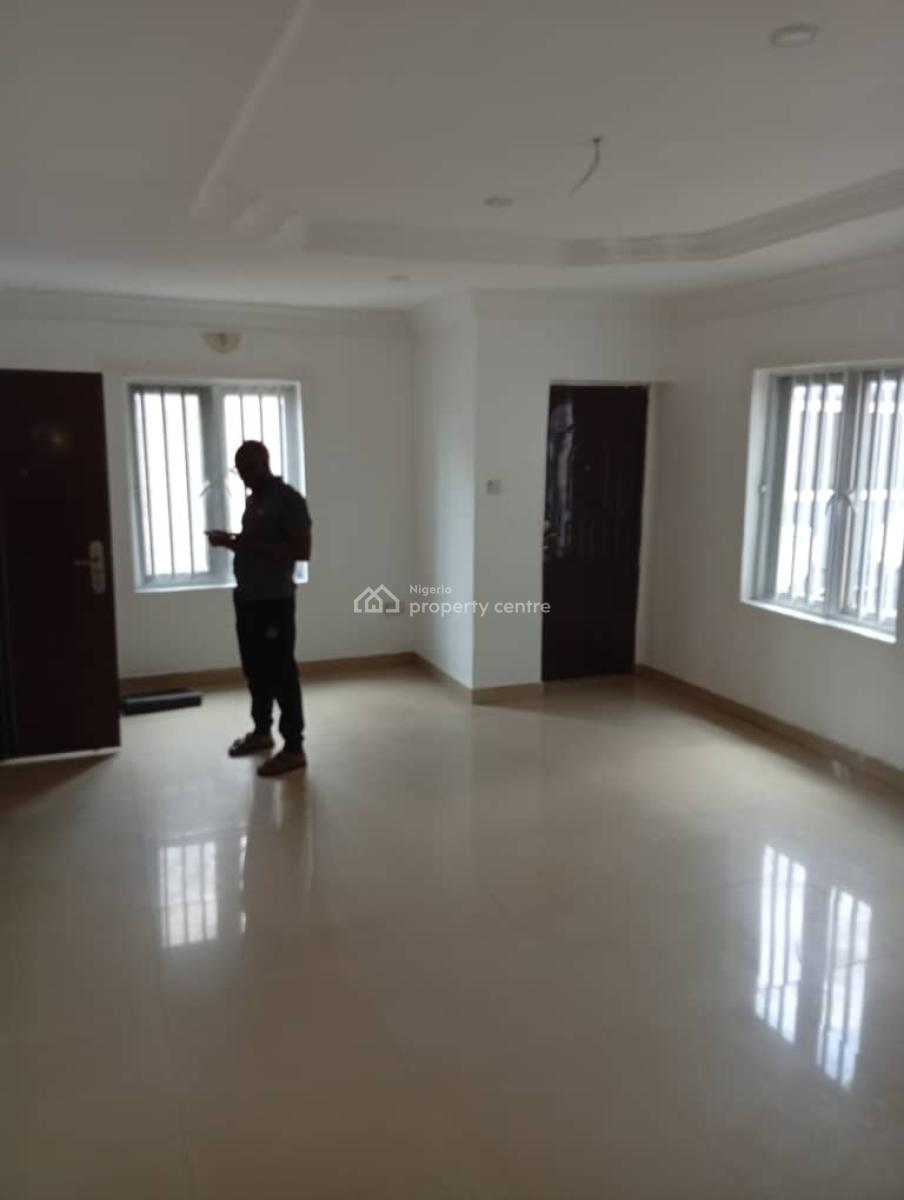 Luxury 3 Bedroom Apartment, Gra Phase 1, Magodo, Lagos, Flat / Apartment for Rent