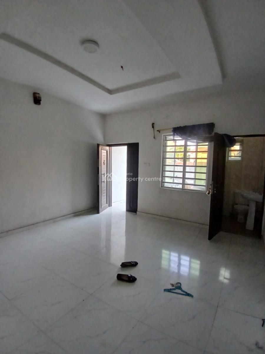 Well Maintained 2bedroom Flat Downstairs, Okera Nla, Ado Road Ajah, Ajah, Lagos, Flat / Apartment for Rent