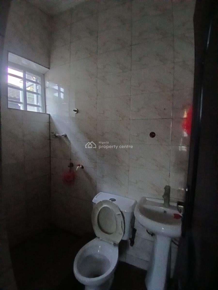 Well Maintained 2bedroom Flat Downstairs, Okera Nla, Ado Road Ajah, Ajah, Lagos, Flat / Apartment for Rent