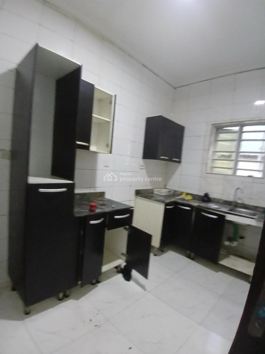 Well Maintained 2bedroom Flat Downstairs, Okera Nla, Ado Road Ajah, Ajah, Lagos, Flat / Apartment for Rent