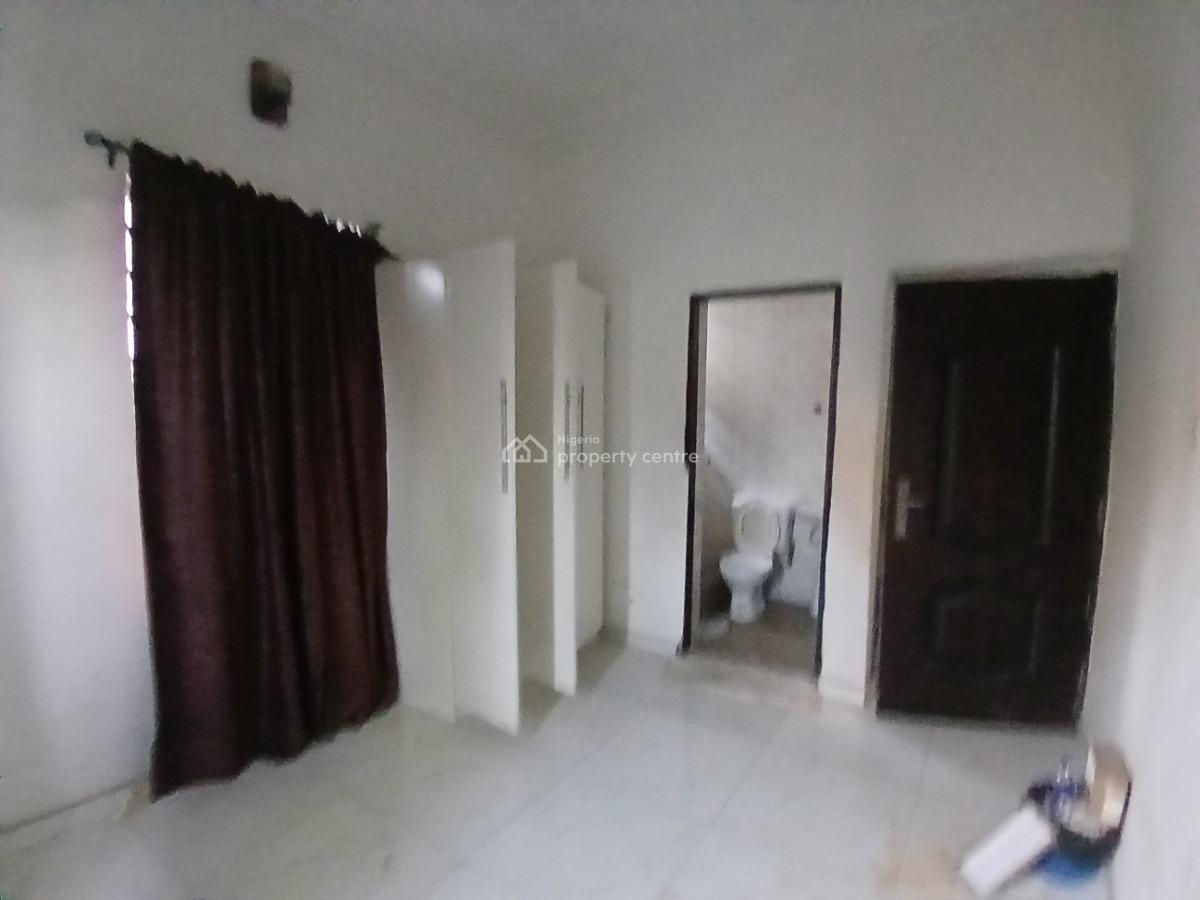 Well Maintained 2bedroom Flat Downstairs, Okera Nla, Ado Road Ajah, Ajah, Lagos, Flat / Apartment for Rent
