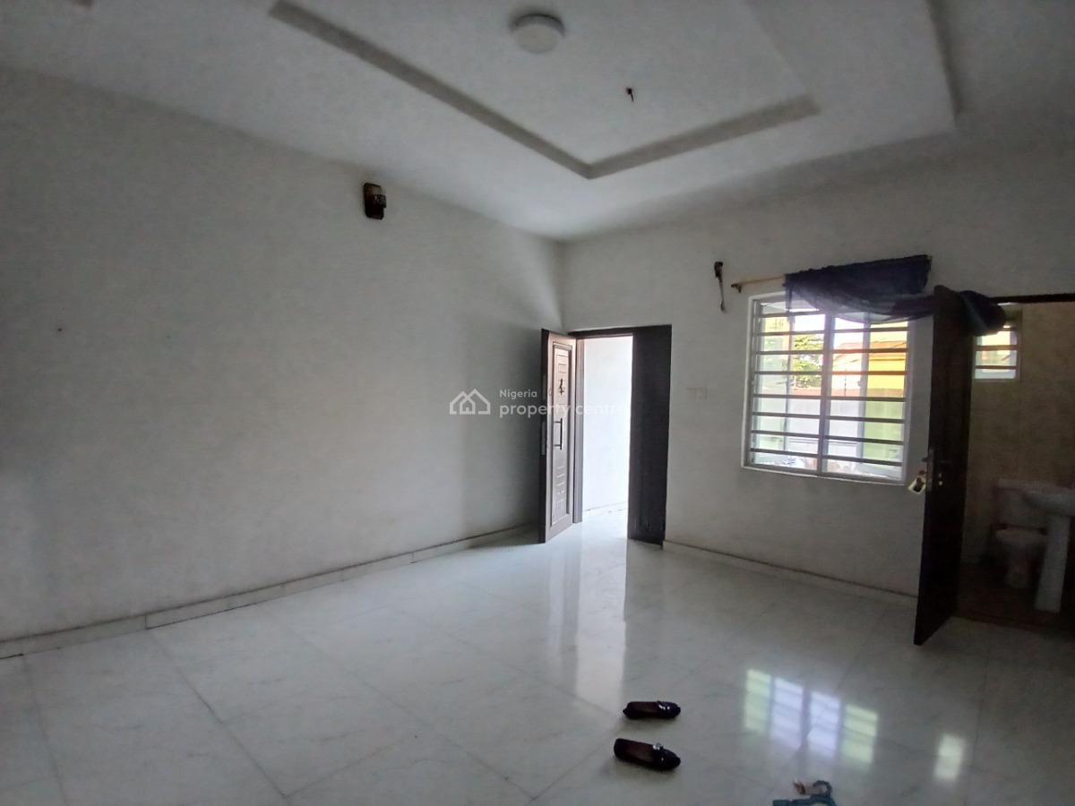 Well Maintained 2bedroom Flat Downstairs, Okera Nla, Ado Road Ajah, Ajah, Lagos, Flat / Apartment for Rent