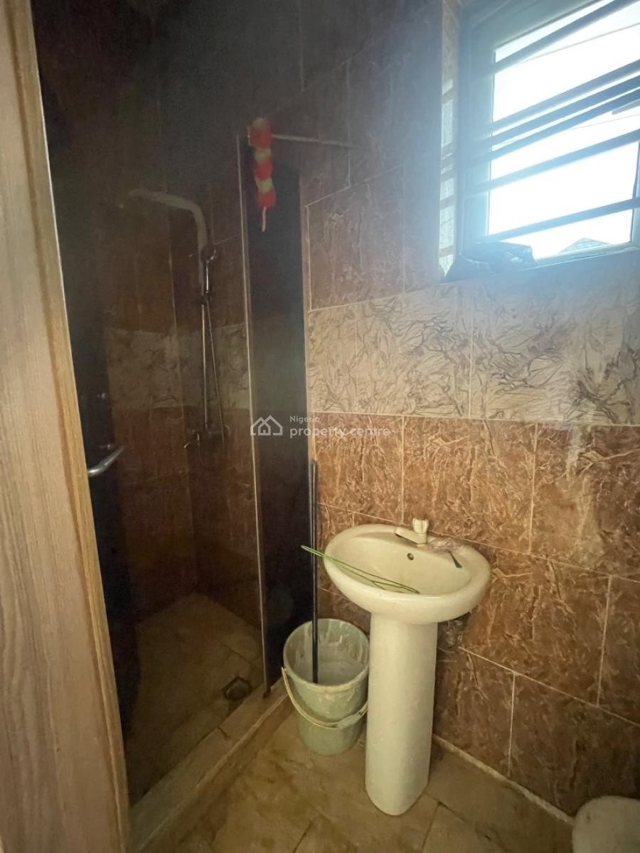 Miniflat Upstairs Floodfree Personal Meter Call to Access Estate, Orchid, Lekki, Lagos, House for Rent