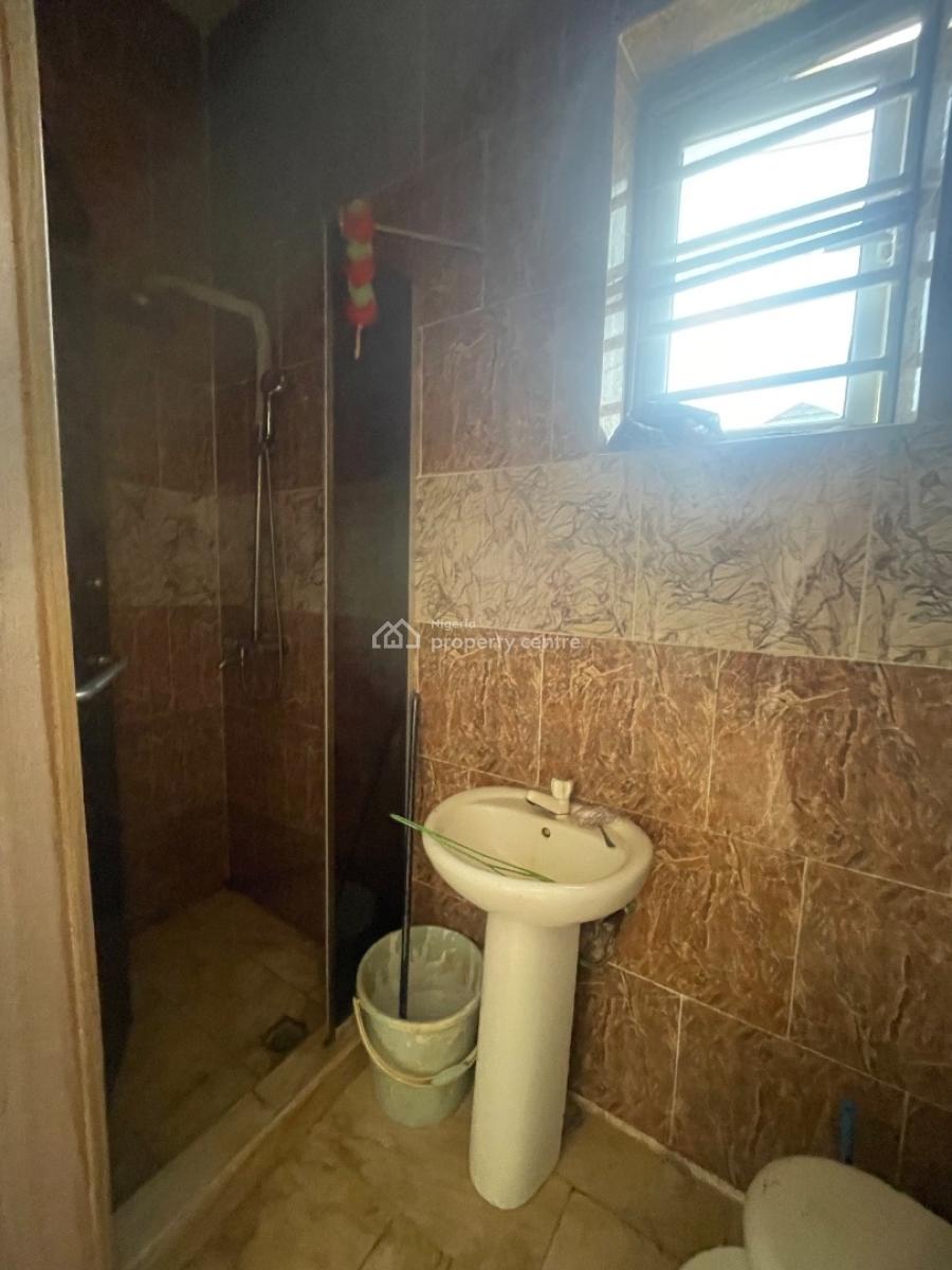 Miniflat Upstairs Floodfree Personal Meter Call to Access Estate, Orchid, Lekki, Lagos, House for Rent