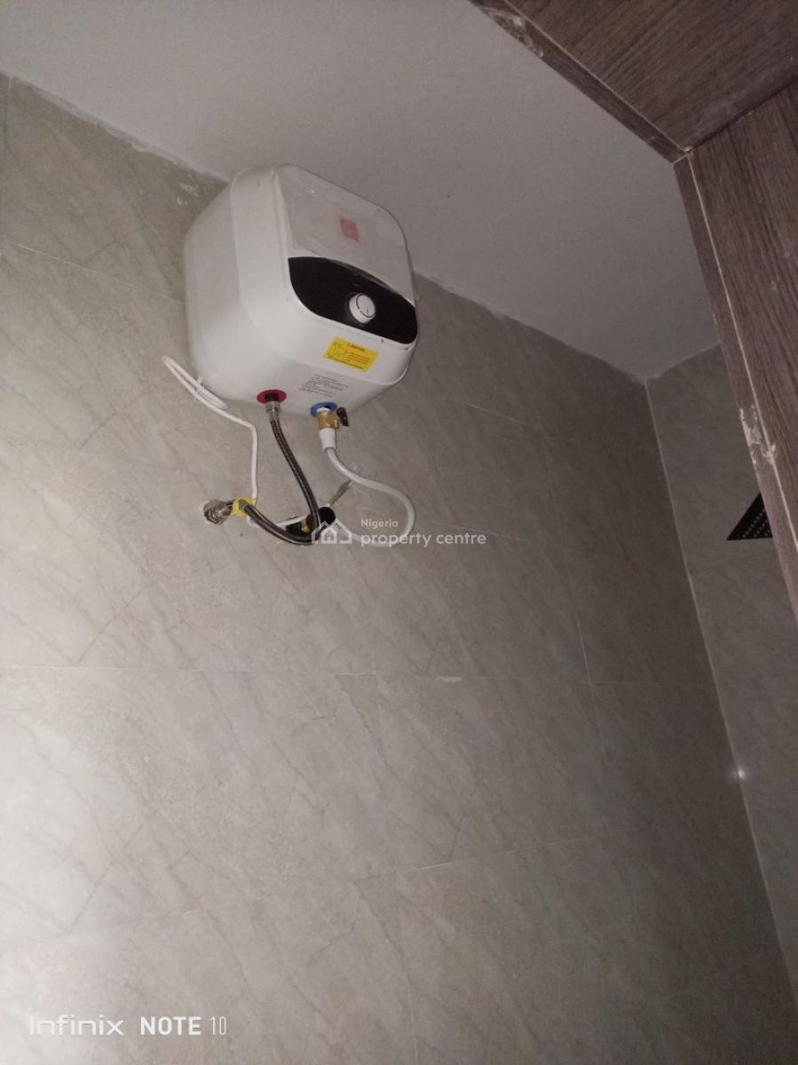 Luxury 2 Bedroom Flat Upstairs, Off New Road, Igbo Efon, Lekki, Lagos, Flat / Apartment for Rent