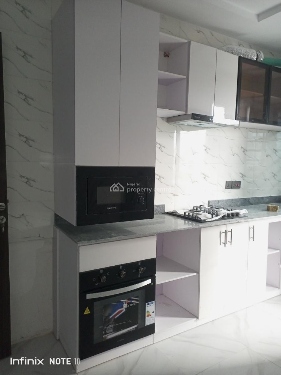 Luxury 2 Bedroom Flat Upstairs, Off New Road, Igbo Efon, Lekki, Lagos, Flat / Apartment for Rent