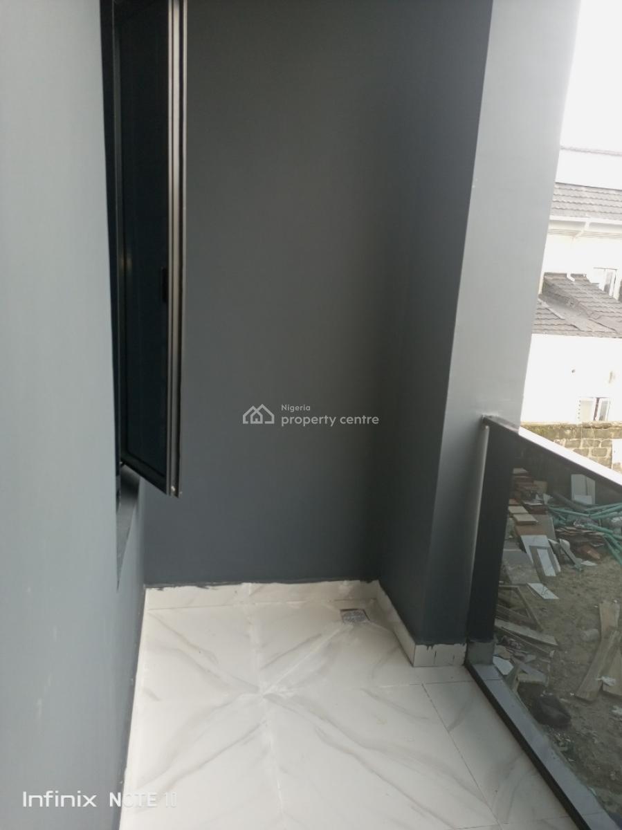 Luxury 2 Bedroom Flat Upstairs, Off New Road, Igbo Efon, Lekki, Lagos, Flat / Apartment for Rent