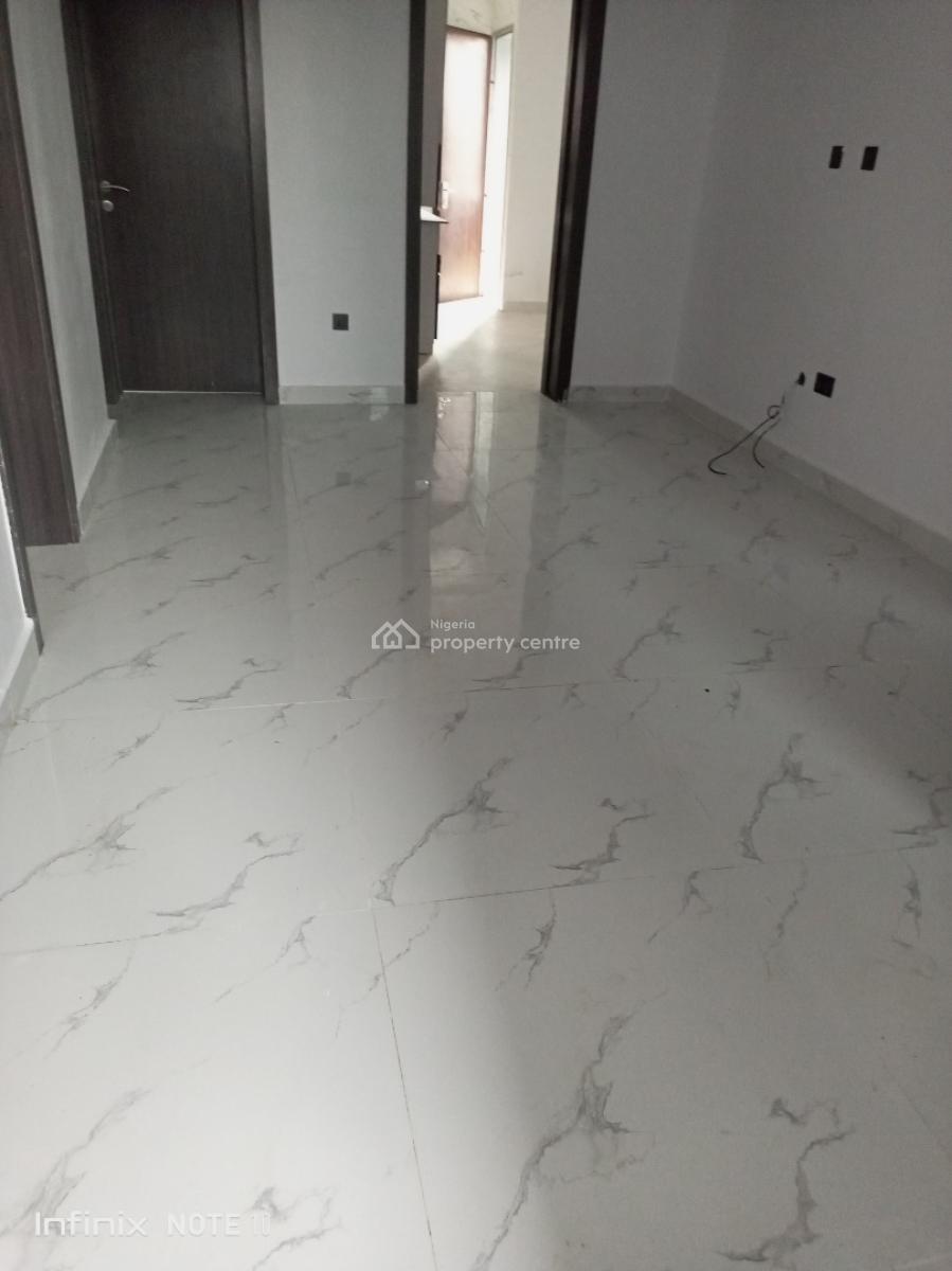 Luxury 2 Bedroom Flat Upstairs, Off New Road, Igbo Efon, Lekki, Lagos, Flat / Apartment for Rent