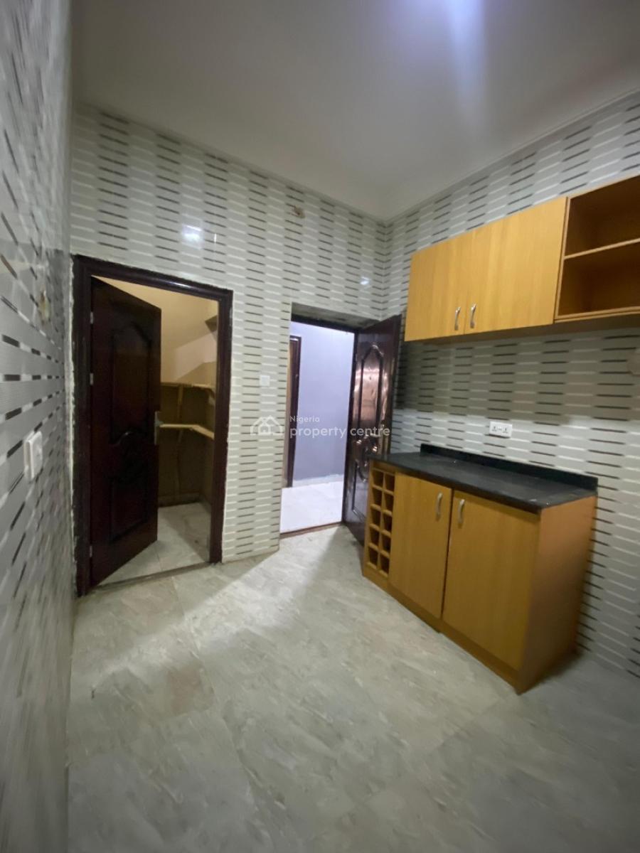 Luxury Standard Spacious 3bedroom Flat All  En-suite at Sangotedo, Sangotedo, Sangotedo, Ajah, Lagos, Flat / Apartment for Rent