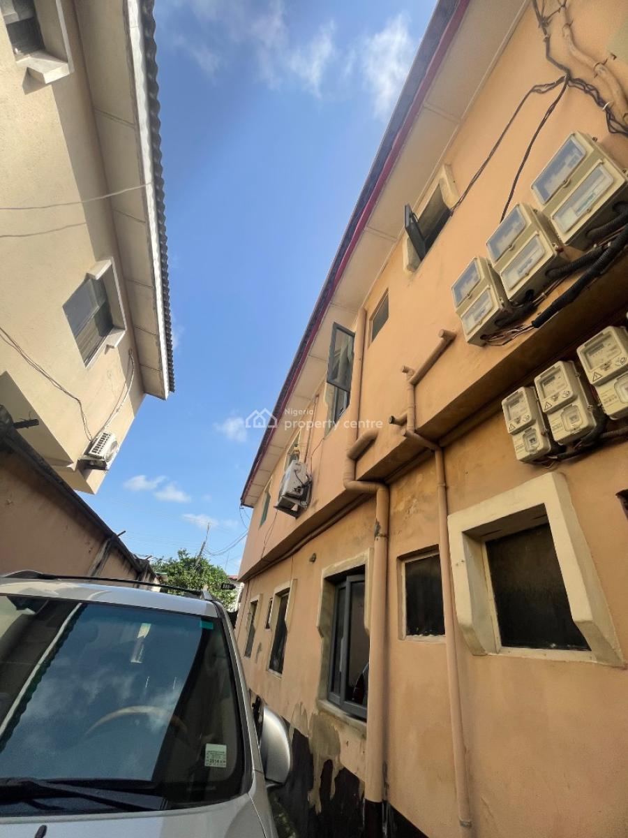 Affordable Miniflat 22:24hrs Light Accessible Personal Prepaid, Thomas, Ajah, Lagos, House for Rent