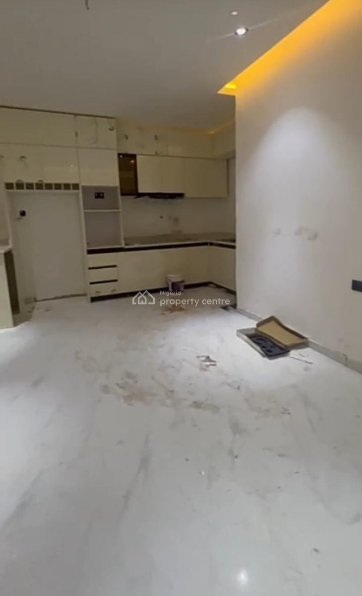 Luxury 2bed Room Flat, Fola Agoro, Yaba, Lagos, Flat / Apartment for Rent