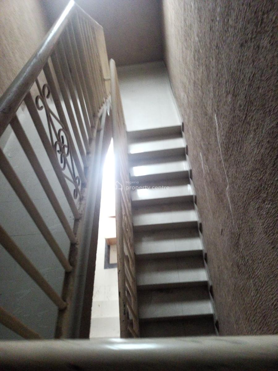Decent Newly Built 2 Bedroom Apartment Upstairs, Mobil Road Ilaje, Ilaje, Ajah, Lagos, Flat / Apartment for Rent