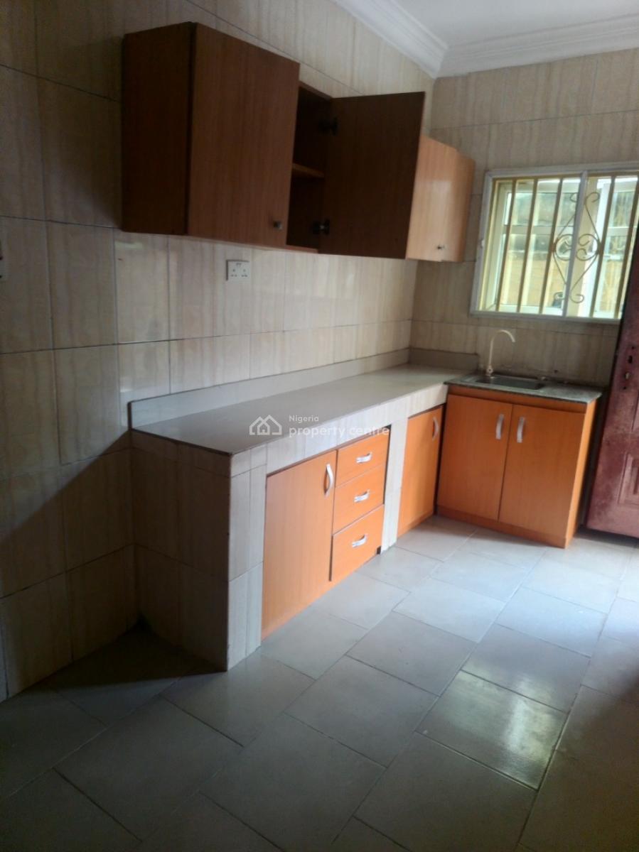 Decent Newly Built 2 Bedroom Apartment Upstairs, Mobil Road Ilaje, Ilaje, Ajah, Lagos, Flat / Apartment for Rent