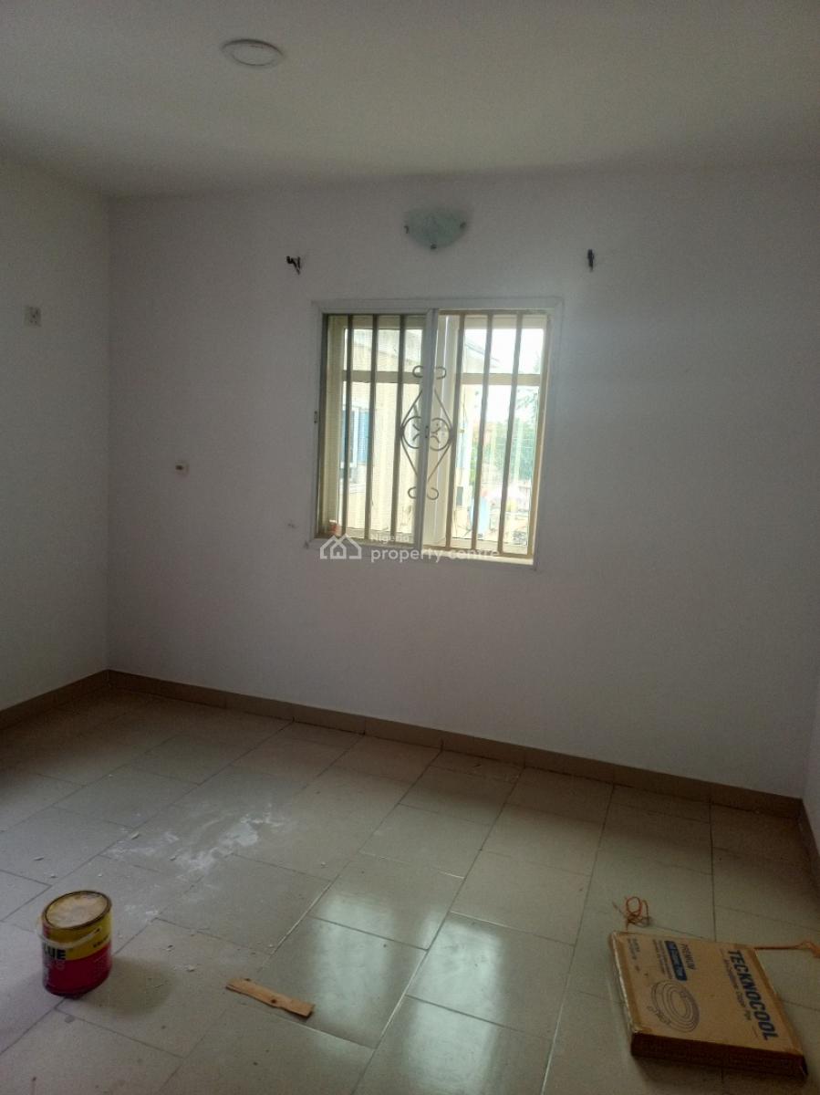 Decent Newly Built 2 Bedroom Apartment Upstairs, Mobil Road Ilaje, Ilaje, Ajah, Lagos, Flat / Apartment for Rent