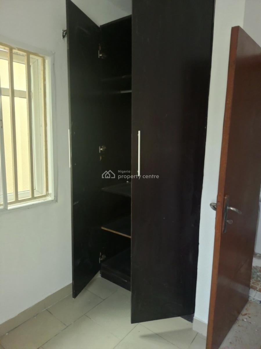 Decent Newly Built 2 Bedroom Apartment Upstairs, Mobil Road Ilaje, Ilaje, Ajah, Lagos, Flat / Apartment for Rent