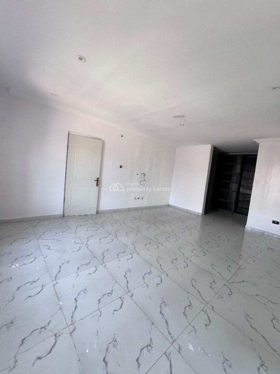 a Well Built Corner Piece 3bedroom and a Room Bq, Pepperoni Abraham Adesunya Ajah, Lekki Phase 2, Lekki, Lagos, Terraced Duplex for Rent