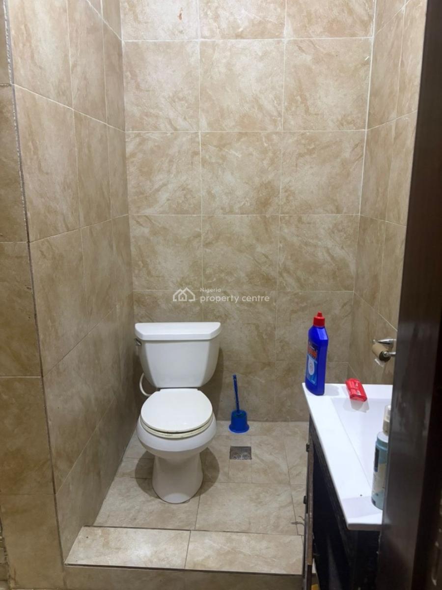 1 Bedroom Shared Apartment, Lekki Scheme 2, Ajah, Lagos, Flat / Apartment for Rent