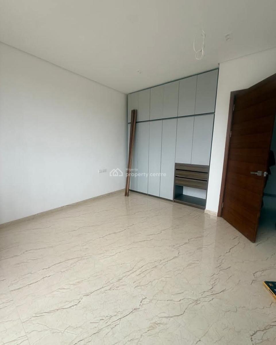4-bedroom Flat with Bq., Off Bourdillon, Ikoyi 📄 Title: Certificate of Occupancy /, Old Ikoyi, Ikoyi, Lagos, Flat / Apartment for Sale