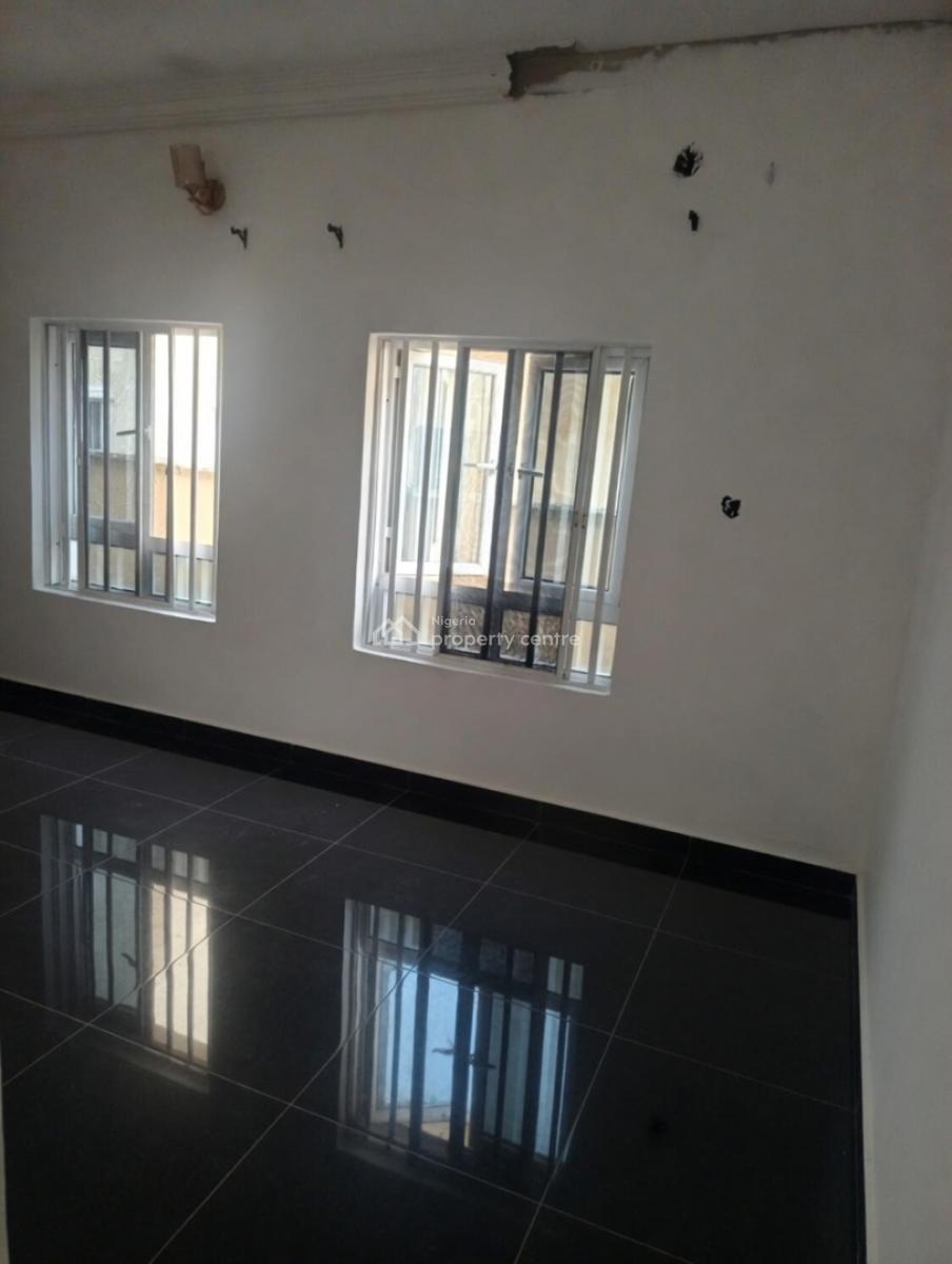 Clean Big 2 Bedroom Apartment Downstairs, Mobil Road Ilaje,moba Tarred Road, Ilaje, Ajah, Lagos, Flat / Apartment for Rent