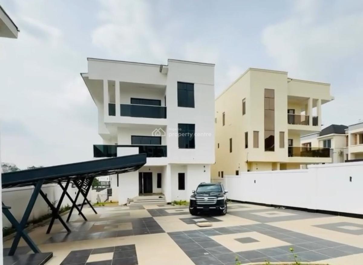 a Luxurious 6-bedroom Mansion in The Heart of Guzape., Guzape District, Abuja, Detached Duplex for Sale