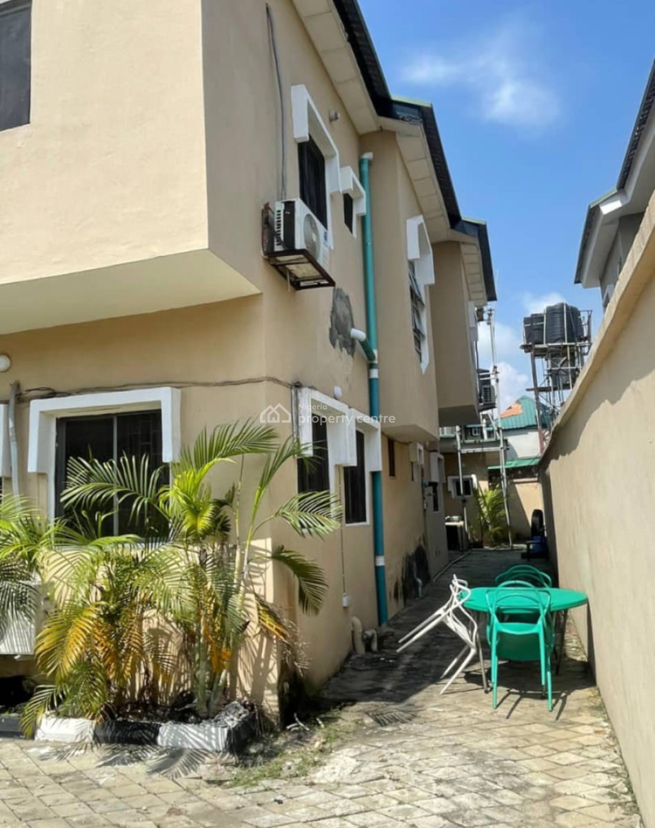 4-bedroom Semi-detached Duplex Situated in a Serene and Secure Estate, Oba Adeyinka Estate, Lekki Phase 1, Lekki, Lagos, Semi-detached Duplex for Sale