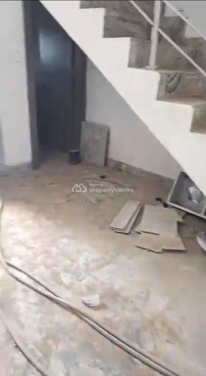 Newly Built 3 Bedroom Terrace Duplex with Bq Along Sunnyvale Expresswa, Sunnyvale Estate Along Expressway, Lokogoma District, Abuja, Terraced Duplex for Sale