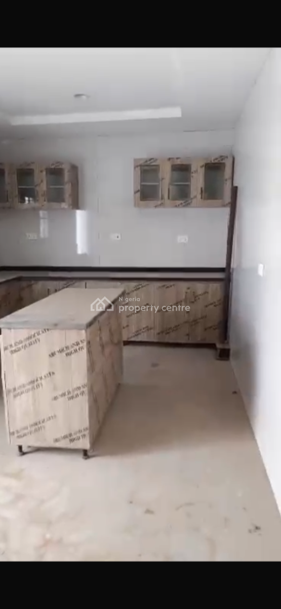 Newly Built 3 Bedroom Terrace Duplex with Bq Along Sunnyvale Expresswa, Sunnyvale Estate Along Expressway, Lokogoma District, Abuja, Terraced Duplex for Sale