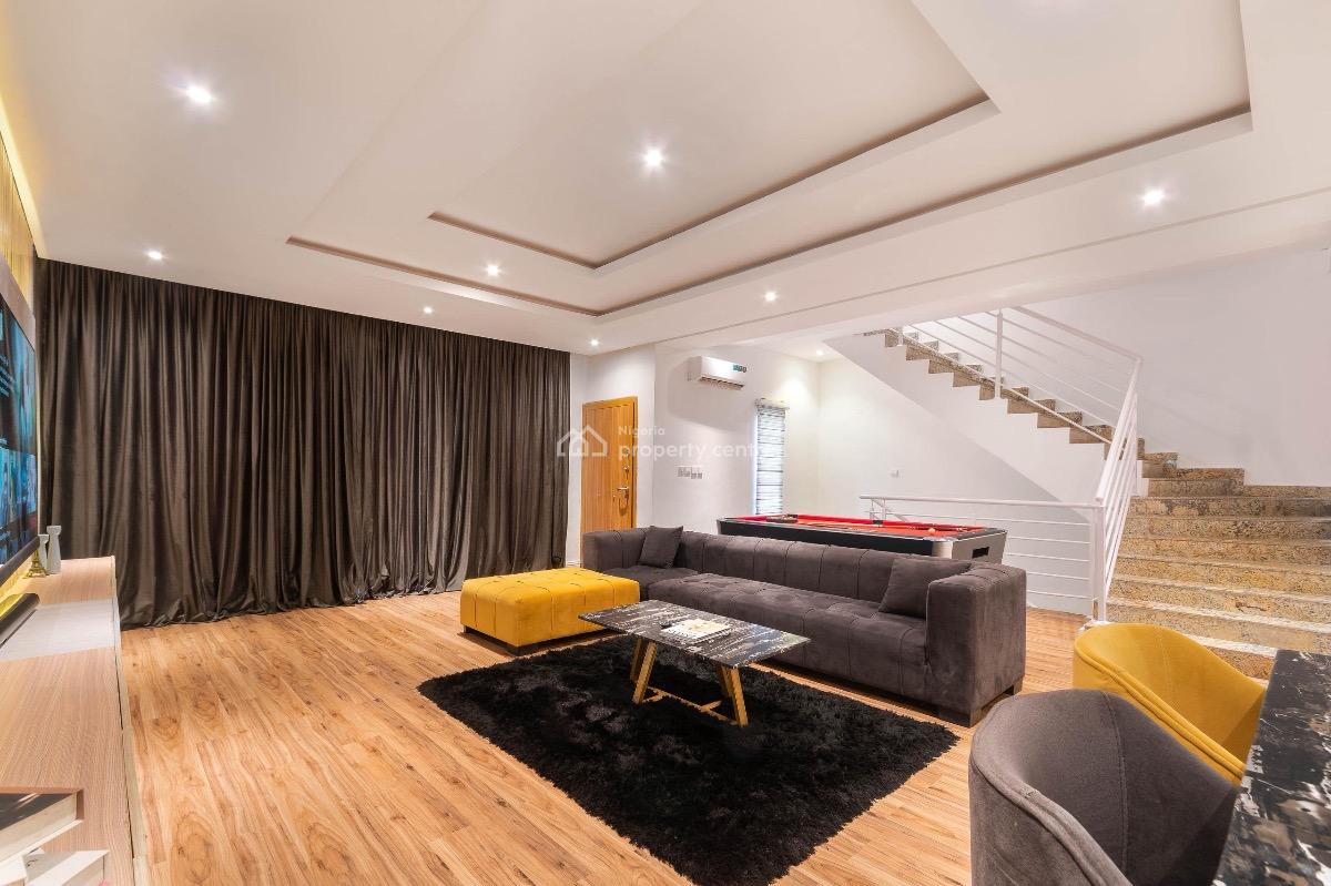 Luxury Four Bedroom with Snooker Board and Great Features, Lekki Phase 1, Lekki, Lagos, Flat / Apartment Short Let