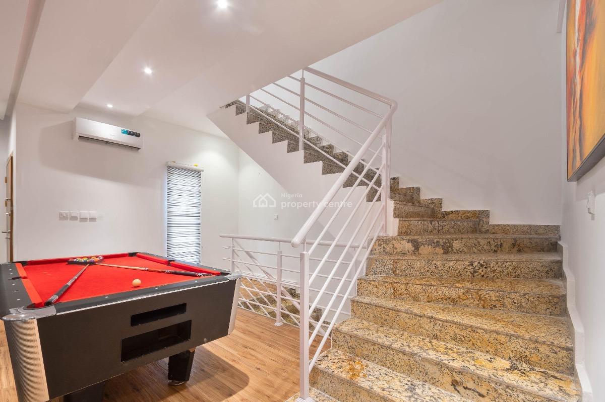 Luxury Four Bedroom with Snooker Board and Great Features, Lekki Phase 1, Lekki, Lagos, Flat / Apartment Short Let