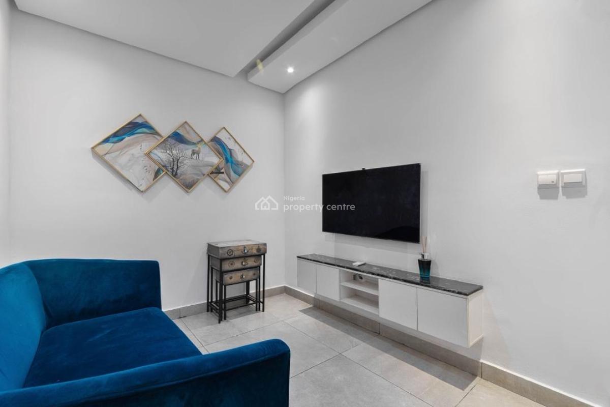 Luxury Three Bedroom with Snooker Board and Other Amenties, Lekki Phase 1, Lekki, Lagos, Flat / Apartment Short Let