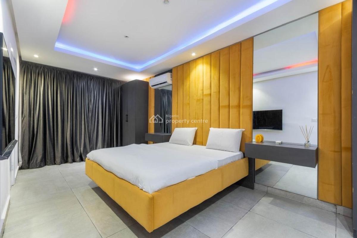Luxury Three Bedroom with Snooker Board and Other Amenties, Lekki Phase 1, Lekki, Lagos, Flat / Apartment Short Let