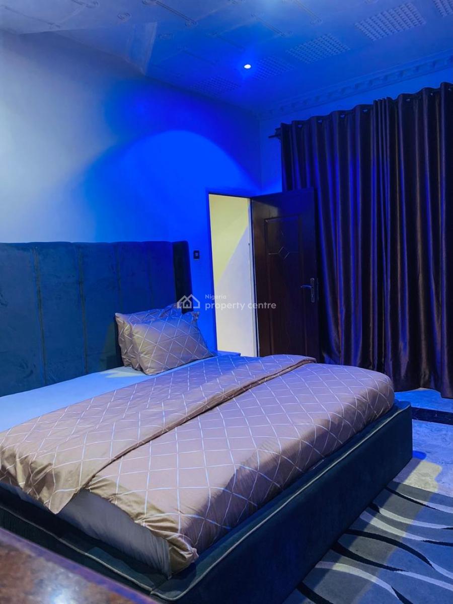 1 Bedroom Apartment, Magodo Phase 2, Magodo, Lagos, Mini Flat (room and Parlour) Short Let