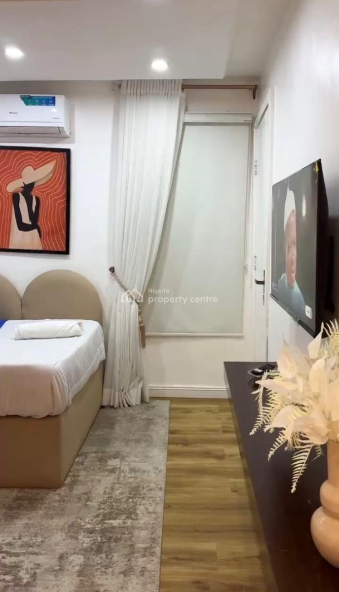 Our Beautiful One-bed Apartment, Ikate, Lekki, Lagos, Mini Flat (room and Parlour) Short Let