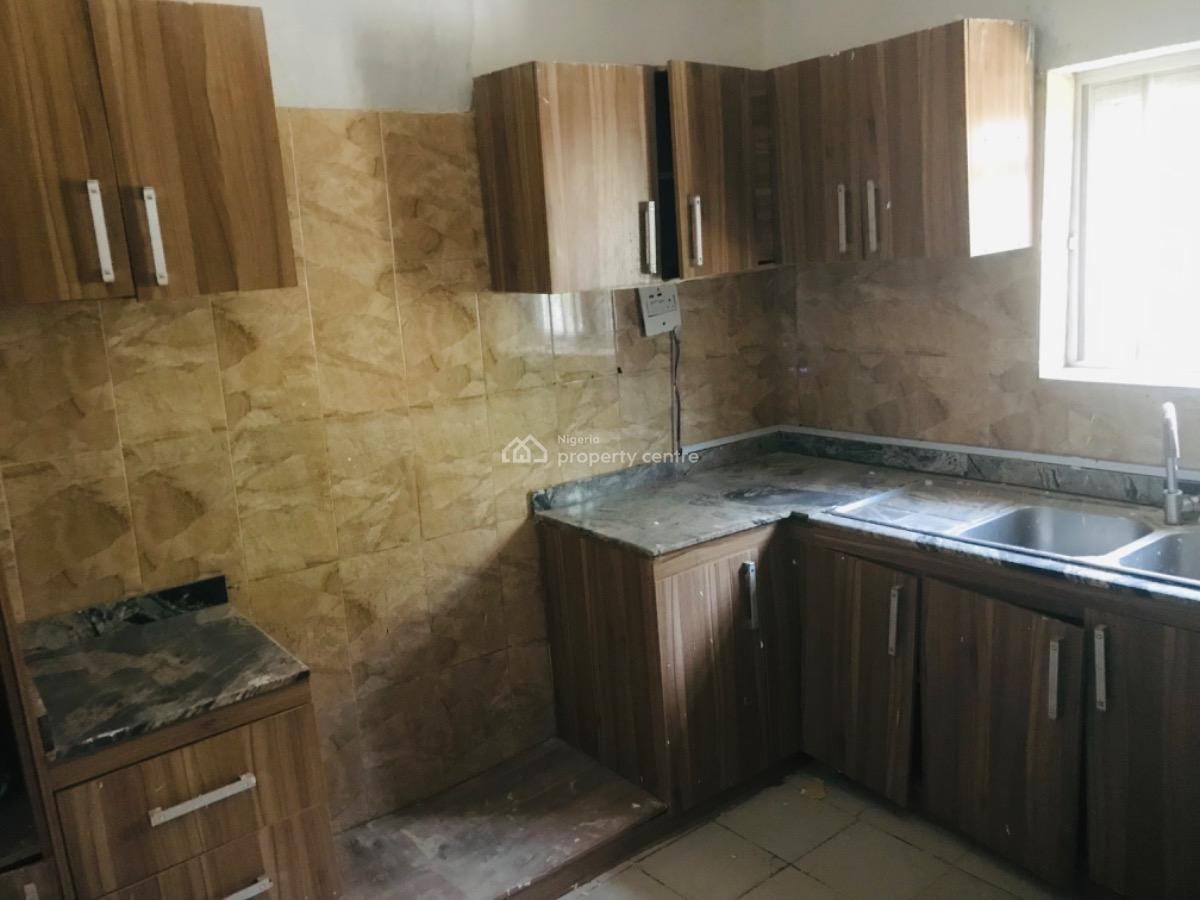 Renovated 1 Bedroom Bungalow, 3rd Avenue, Gwarinpa, Abuja, Mini Flat (room and Parlour) for Rent