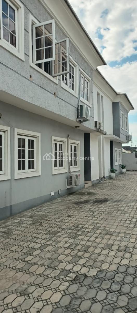Commercial 5 Bedroom Terrace Duplex, Off Admiralty Way, Lekki Phase 1, Lekki, Lagos, Terraced Duplex for Rent