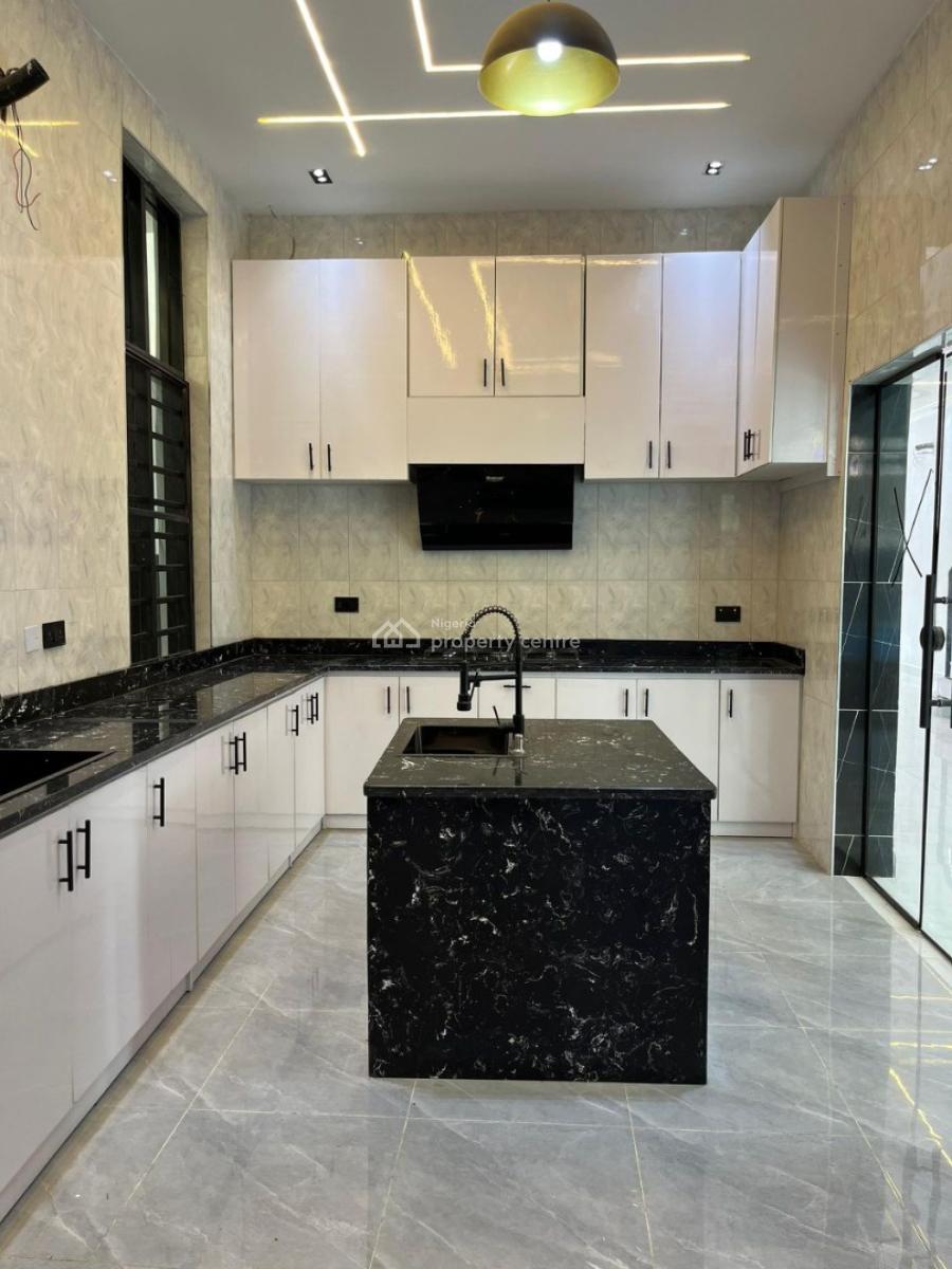 6 Bedroom Detached Duplexes, Lekki Phase 2, Lekki, Lagos, Detached Duplex for Sale