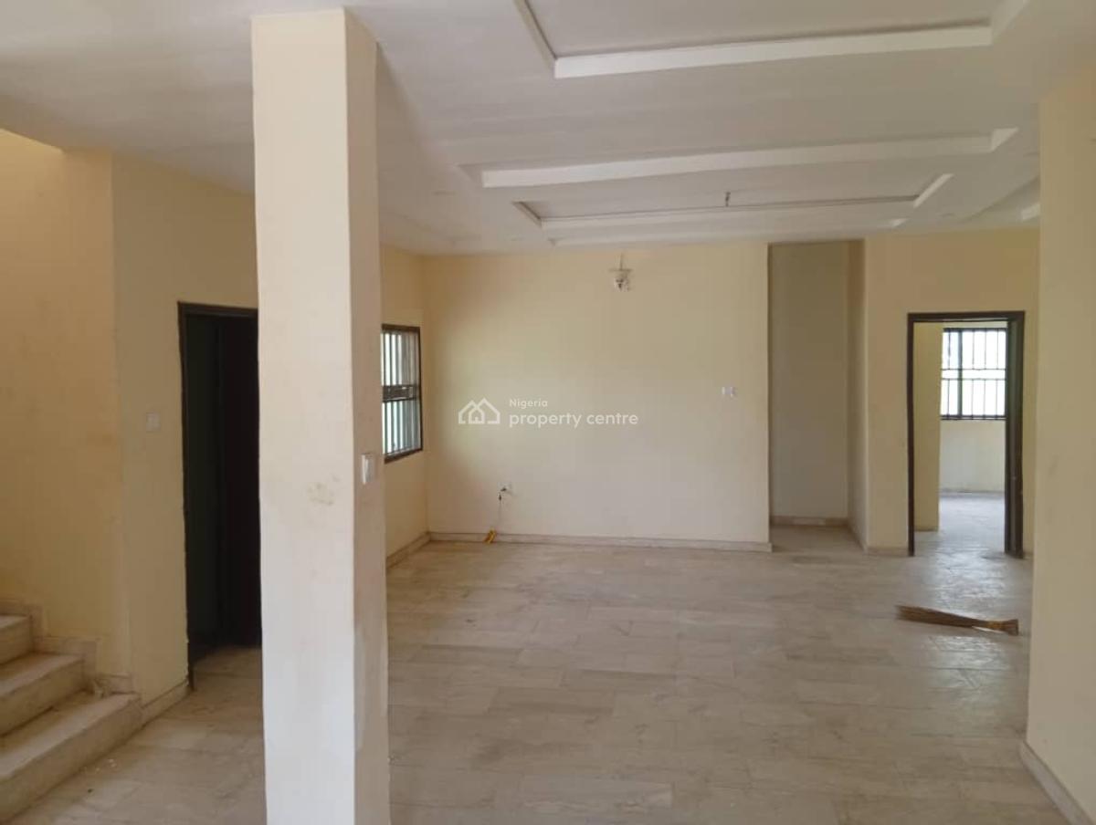 Renovated 5 Bedrooms Duplex Alone in Compound, 4th Avenue, Gwarinpa, Abuja, Detached Duplex for Rent