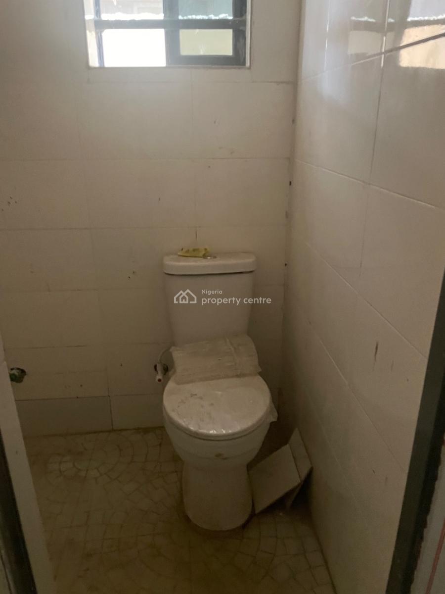 Mini Flat, Pedro Road, Shomolu, Lagos, Mini Flat (room and Parlour) for Rent